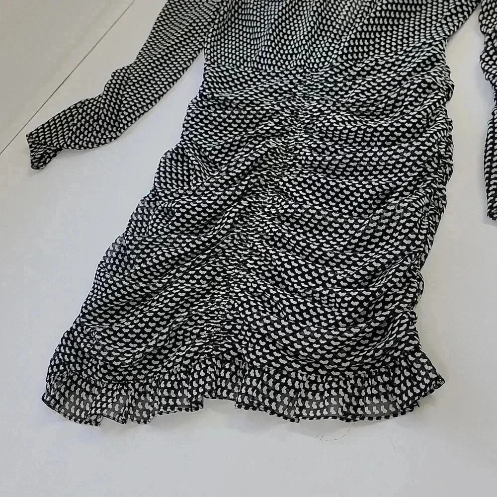 Zara Patterned Ruched Mini Dress - Picture 11 of 11